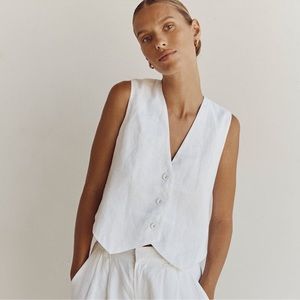 DISSH Banks White Linen Vest